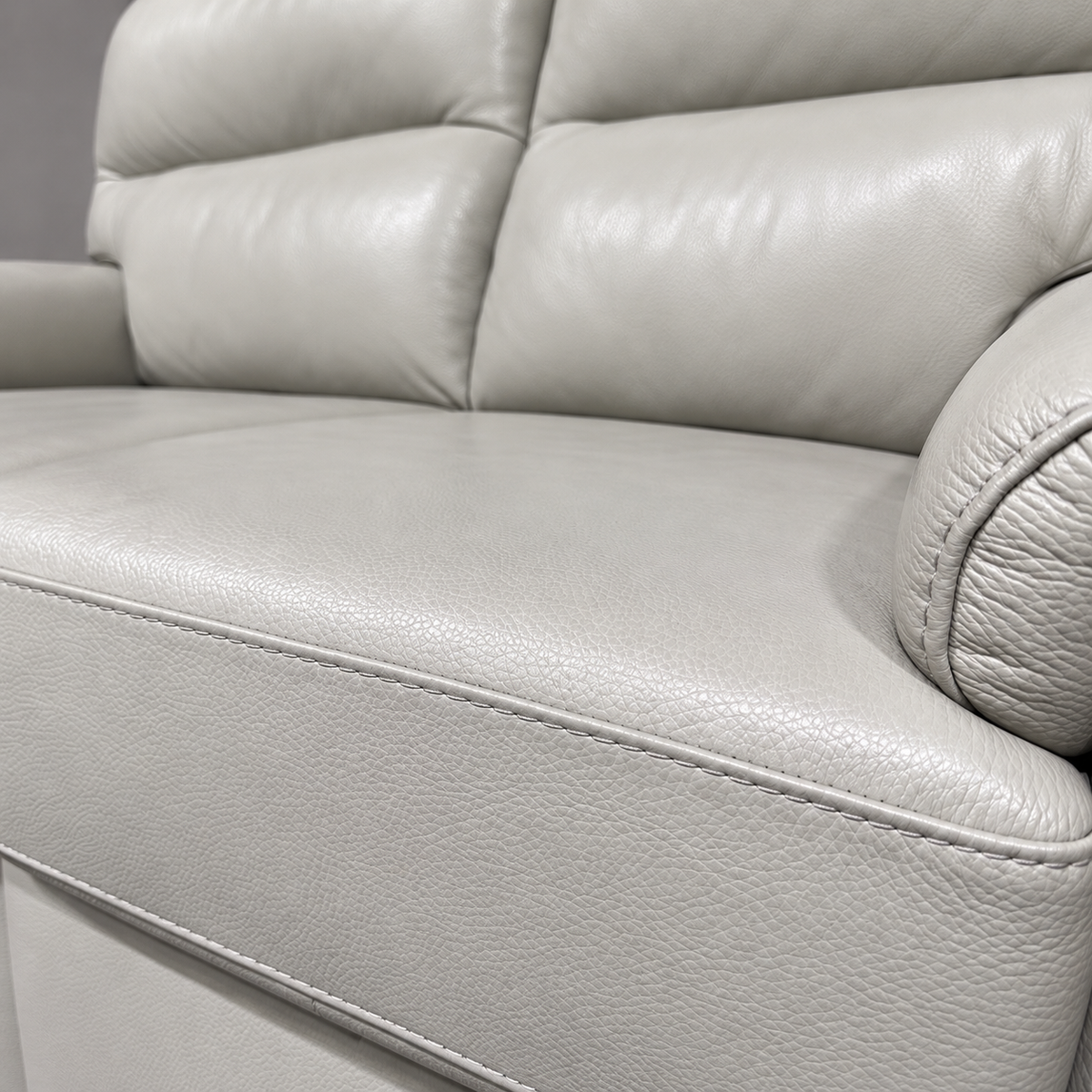 Causeuse David divani cuir véritable
